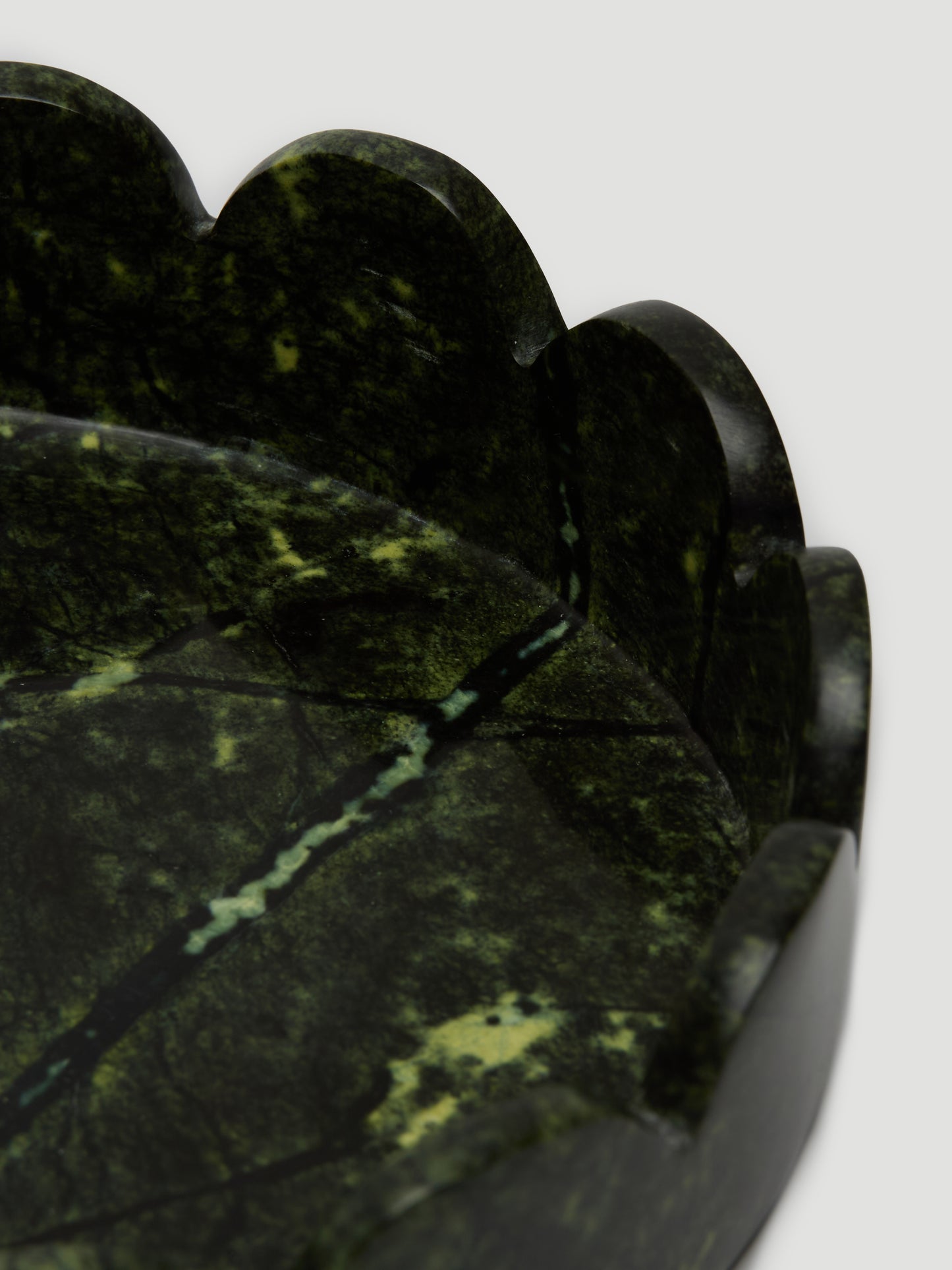 Alessandra Williams Canopy Side Plate Green, Leopard Stone